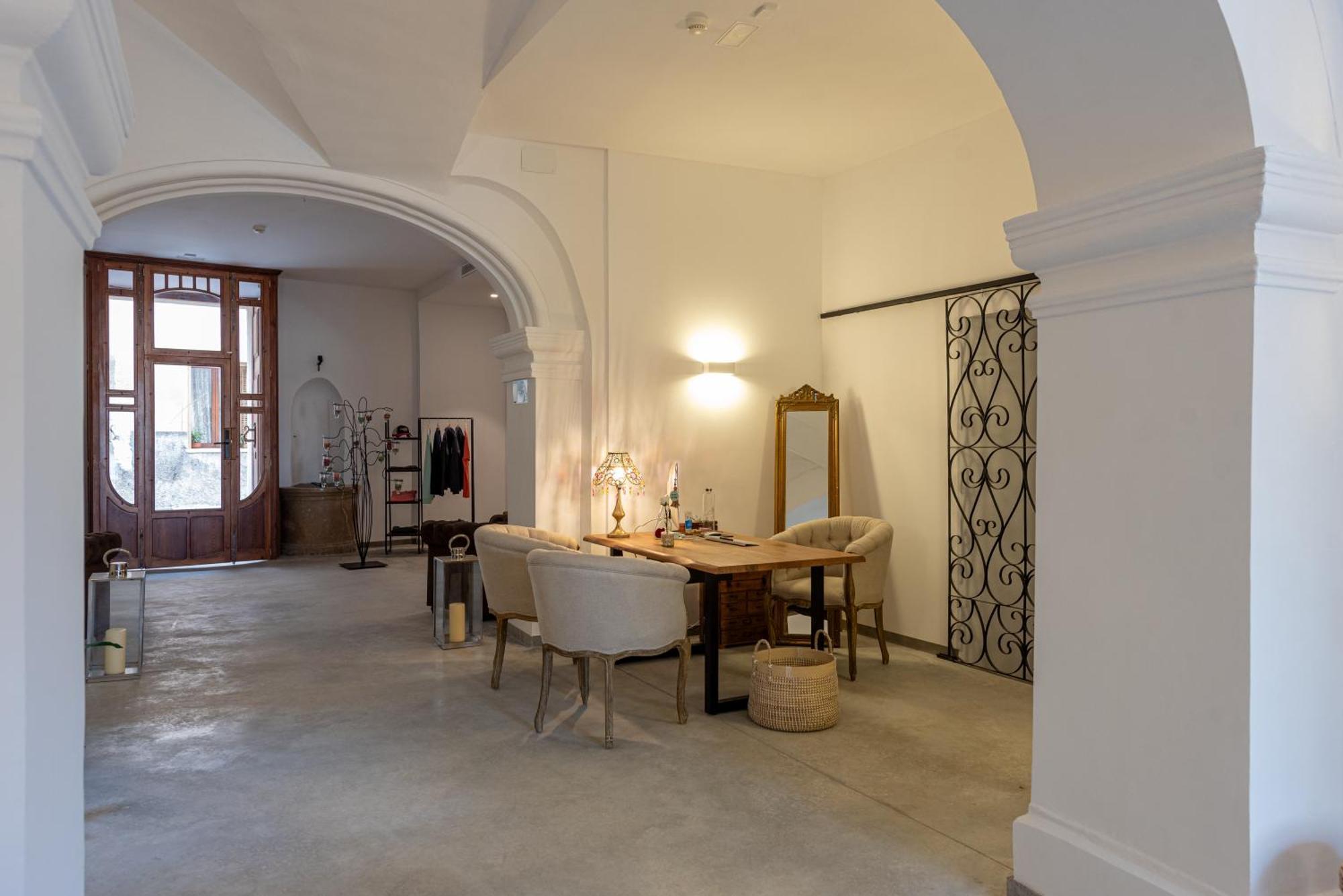 Cas Catala Hotell Sineu  Eksteriør bilde